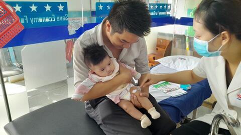 Trạm Y tế Nghĩa Thành có tỷ lệ trẻ tiêm IPV mũi 2 cao nhất thành phố Gia Nghĩa