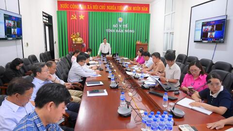 Giao ban trực tuyến công tác y tế tháng 4/2025