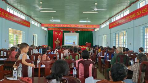 Trung tâm Y tế huyện Cư Jút tổ chức nói chuyện chuyên đề phòng, chống tác hại của thuốc lá tại cộng đồng dân cư năm 2023
