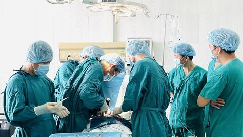 Trung tâm Y tế huyện Đăk Glong phẫu thuật thành công kết hợp xương đòn bằng nẹp vít