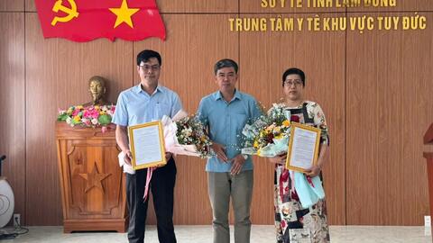 Trung tâm Y tế khu vực Tuy Đức công bố Quyết định bổ nhiệm cán bộ quản lý các Trạm Y tế xã mới
