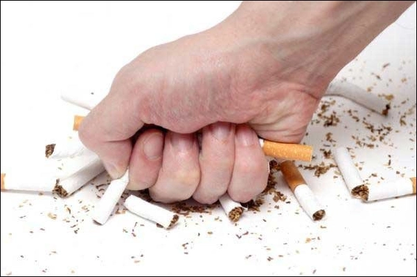 Vì sao khó cai nghiện thuốc lá? | VTV.VN